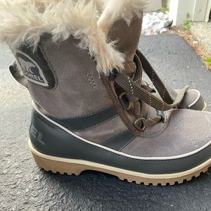 Sorel Boots 6.5
